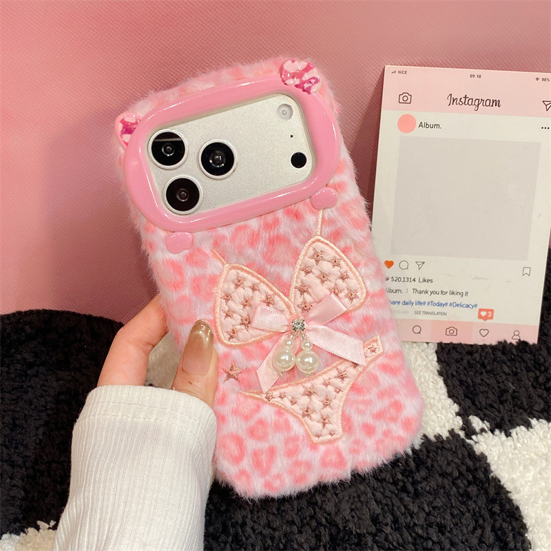 高級感のあるレオパード柄ビキニプリントのぬいぐるみ風スマホケ - Phone Cases Iphone 13 のレビューと価格